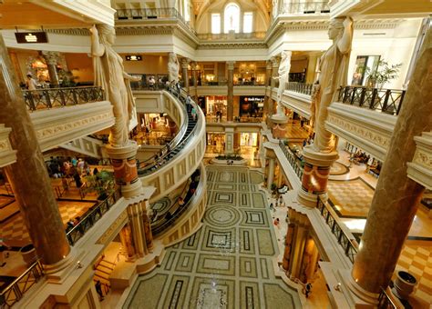 THE FORUM SHOPS AT CAESARS PALACE 